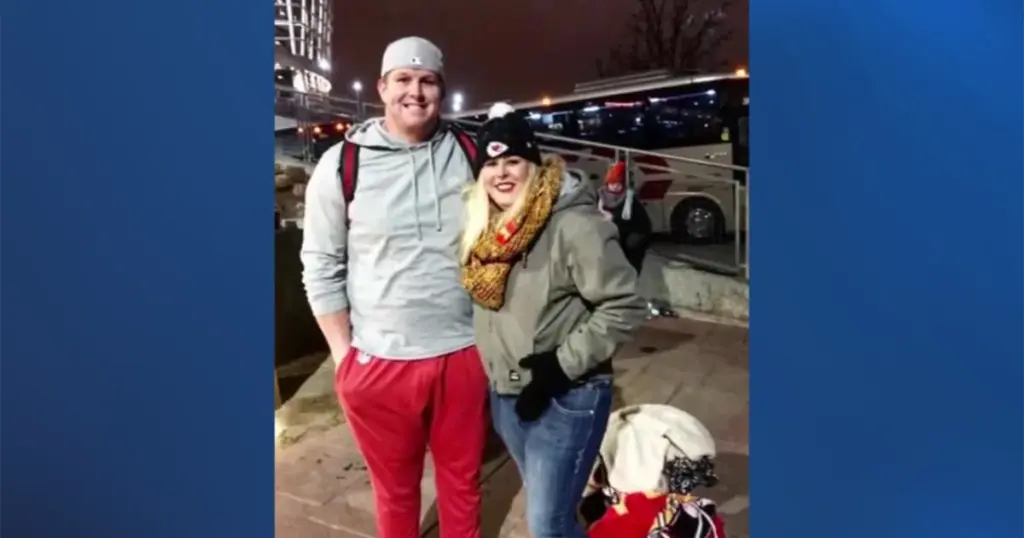 Former NFL guard Jordan Devey, 38, died by suicide, family says