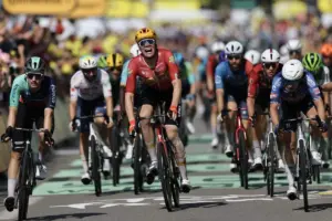 Wærenskjold wins fastest ever Tour de France stage in frenzied sprint to Nevers
