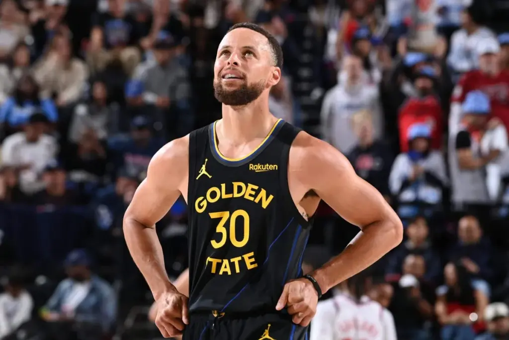 Steph Curry Gives Honest Reaction to LeBron James Deciding Against Joining Him on Warriors - People.com