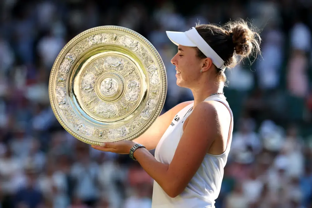Linda Noskova recovers from 2nd-set meltdown to win Wimbledon