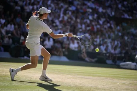 Jannik Sinner with a near-perfect tiebreak to level the match.