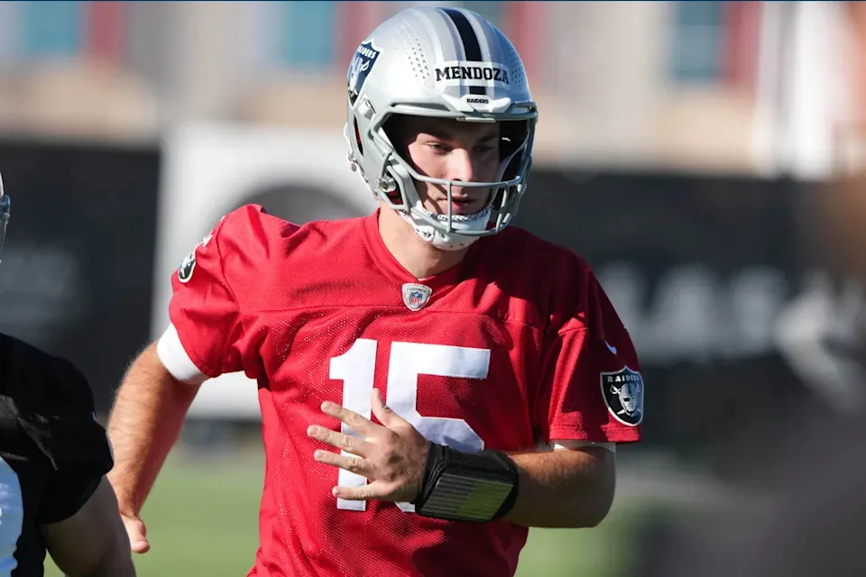 Jun 9, 2026; Henderson, NV, USA; Las Vegas Raiders quarterback Fernando Mendoza (15) runs during minicamp at Intermountain Health Performance Center. Mandatory Credit: Kirby Lee-Imagn Images(Kirby Lee-Imagn Images)